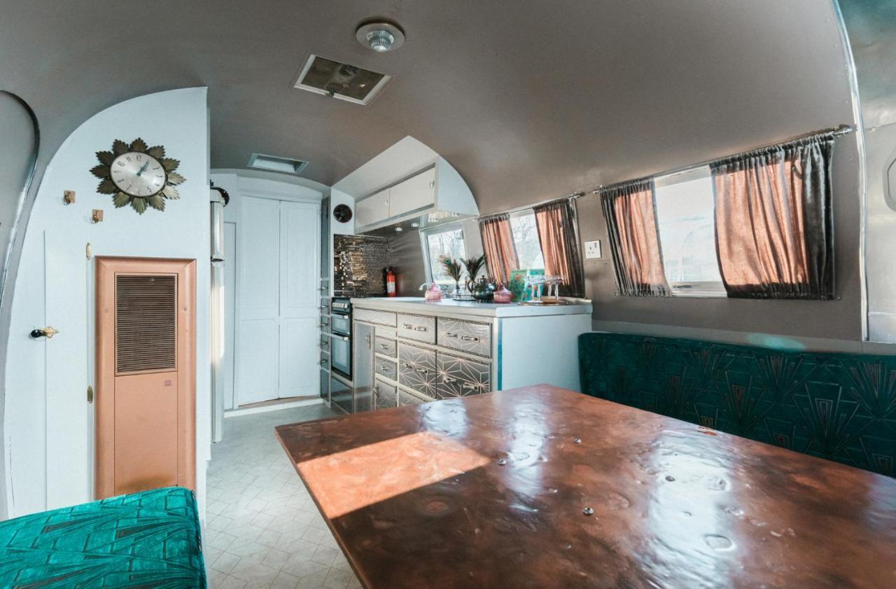 Silver Airstream Glamping & Rental Чічестер Екстер'єр фото