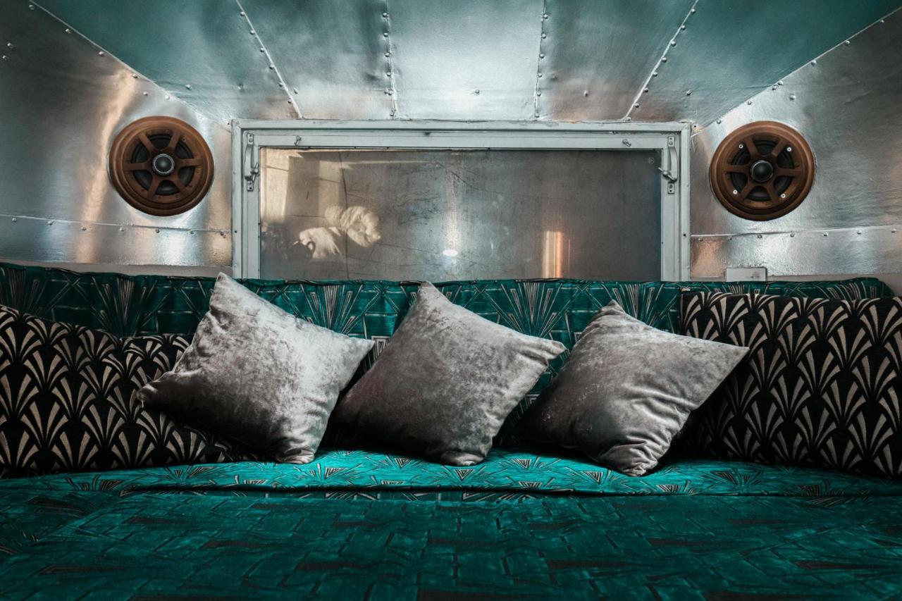 Silver Airstream Glamping & Rental Чічестер Екстер'єр фото
