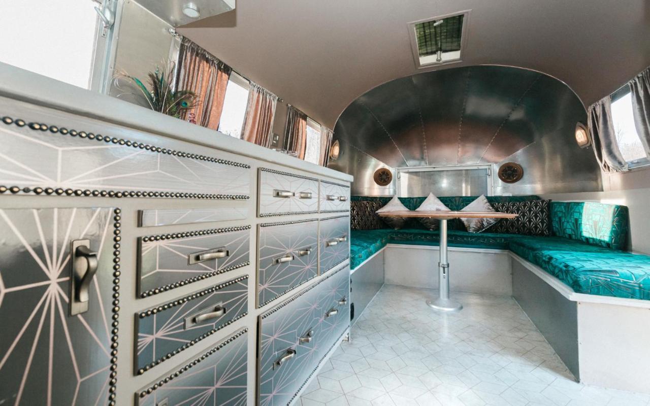 Silver Airstream Glamping & Rental Чічестер Екстер'єр фото