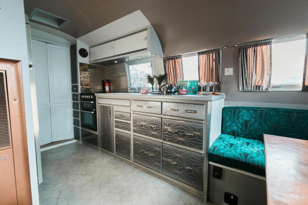 Silver Airstream Glamping & Rental Чічестер Екстер'єр фото