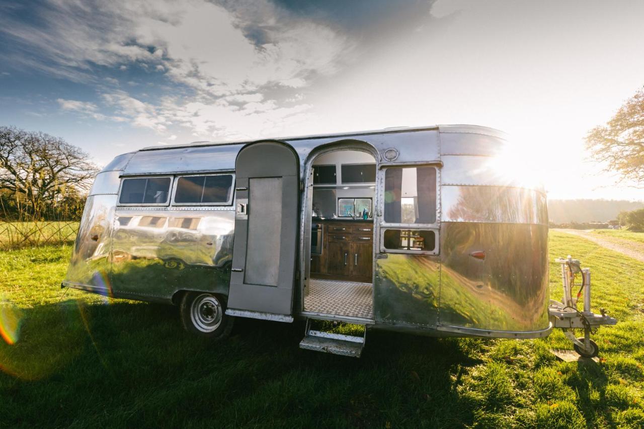 Silver Airstream Glamping & Rental Чічестер Екстер'єр фото
