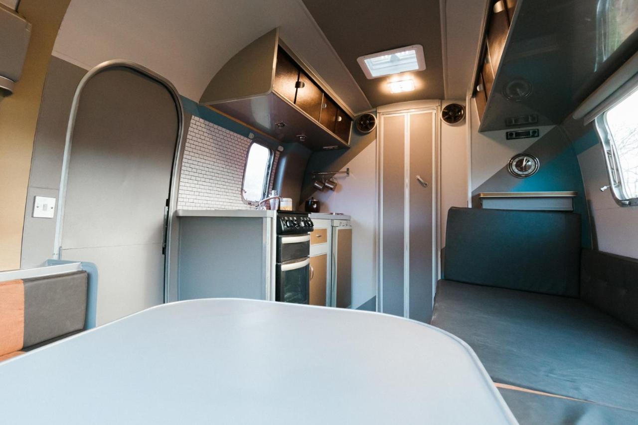 Silver Airstream Glamping & Rental Чічестер Екстер'єр фото