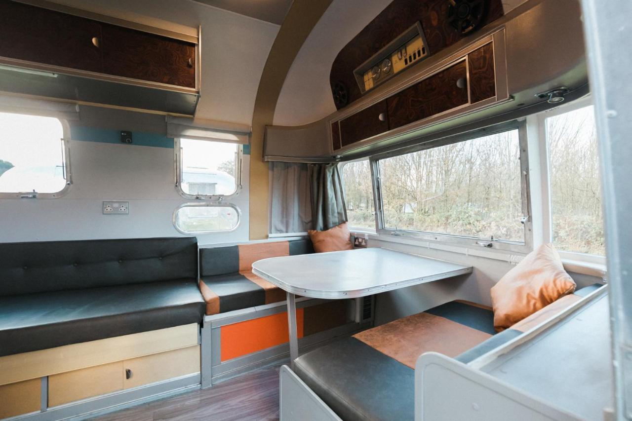 Silver Airstream Glamping & Rental Чічестер Екстер'єр фото