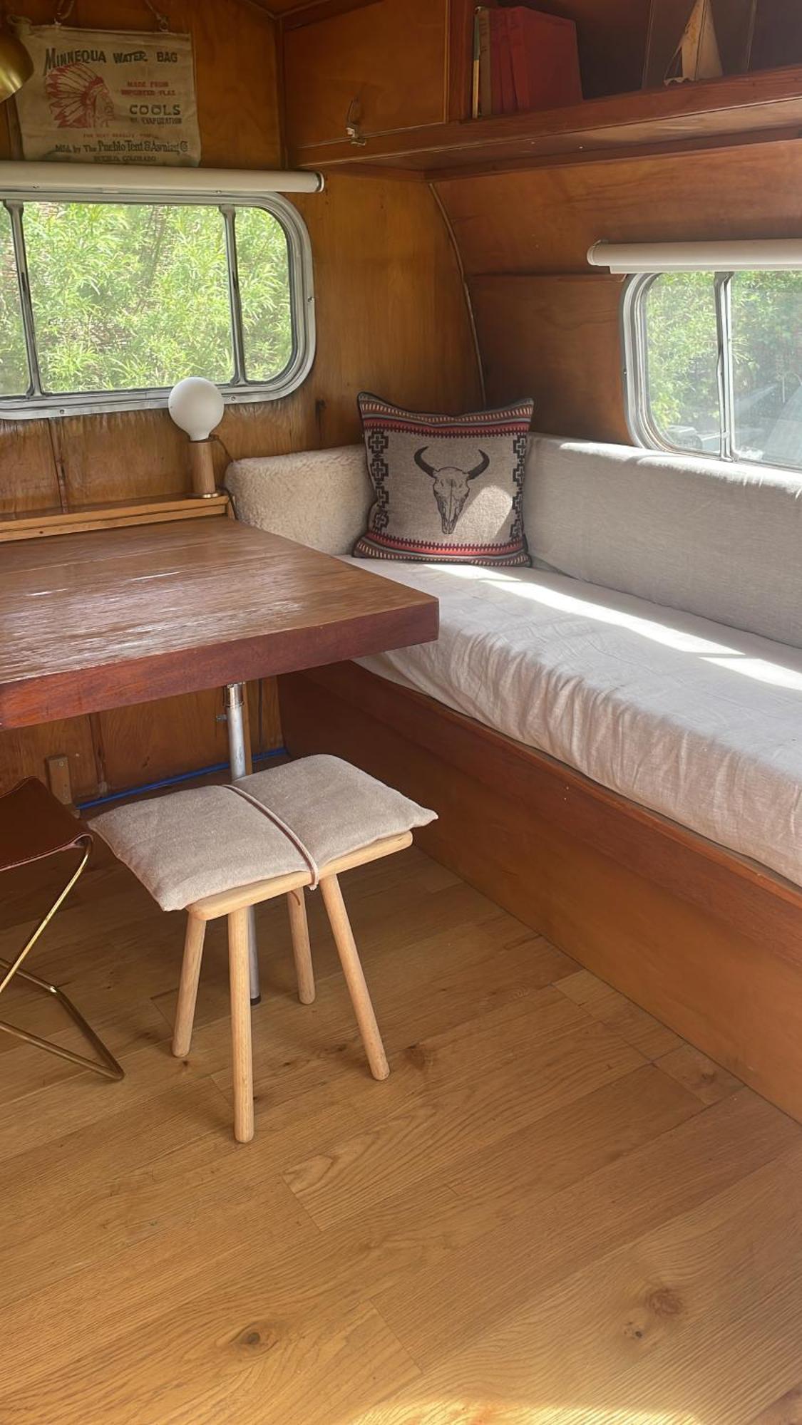 Silver Airstream Glamping & Rental Чічестер Екстер'єр фото